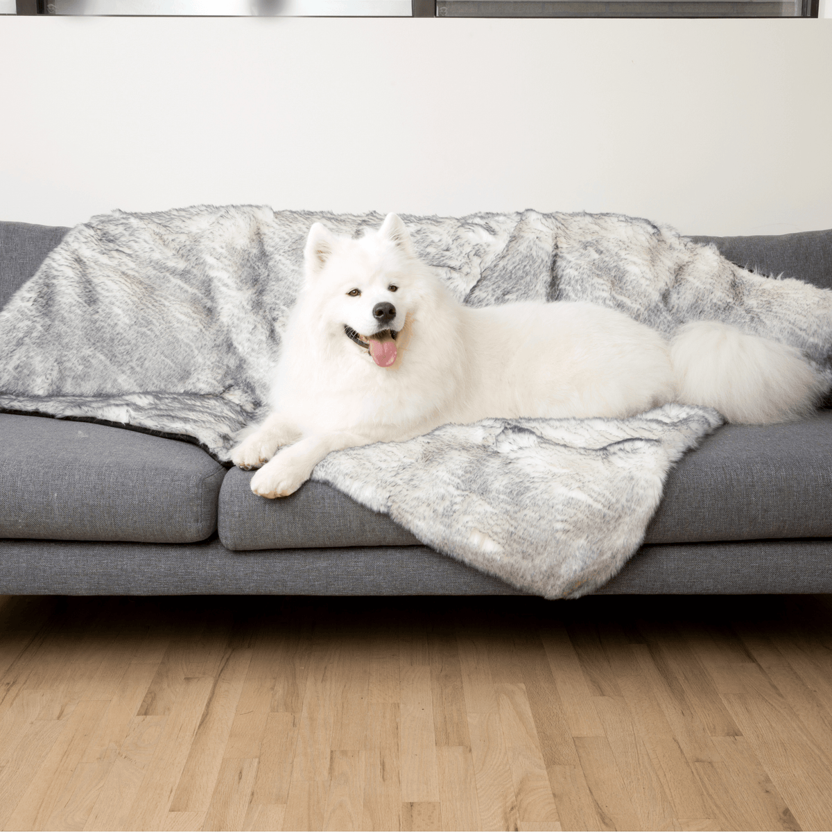 PupProtector™ Luxe Waterproof Faux Fur Blanket | Ultra Plush Arctic Fox