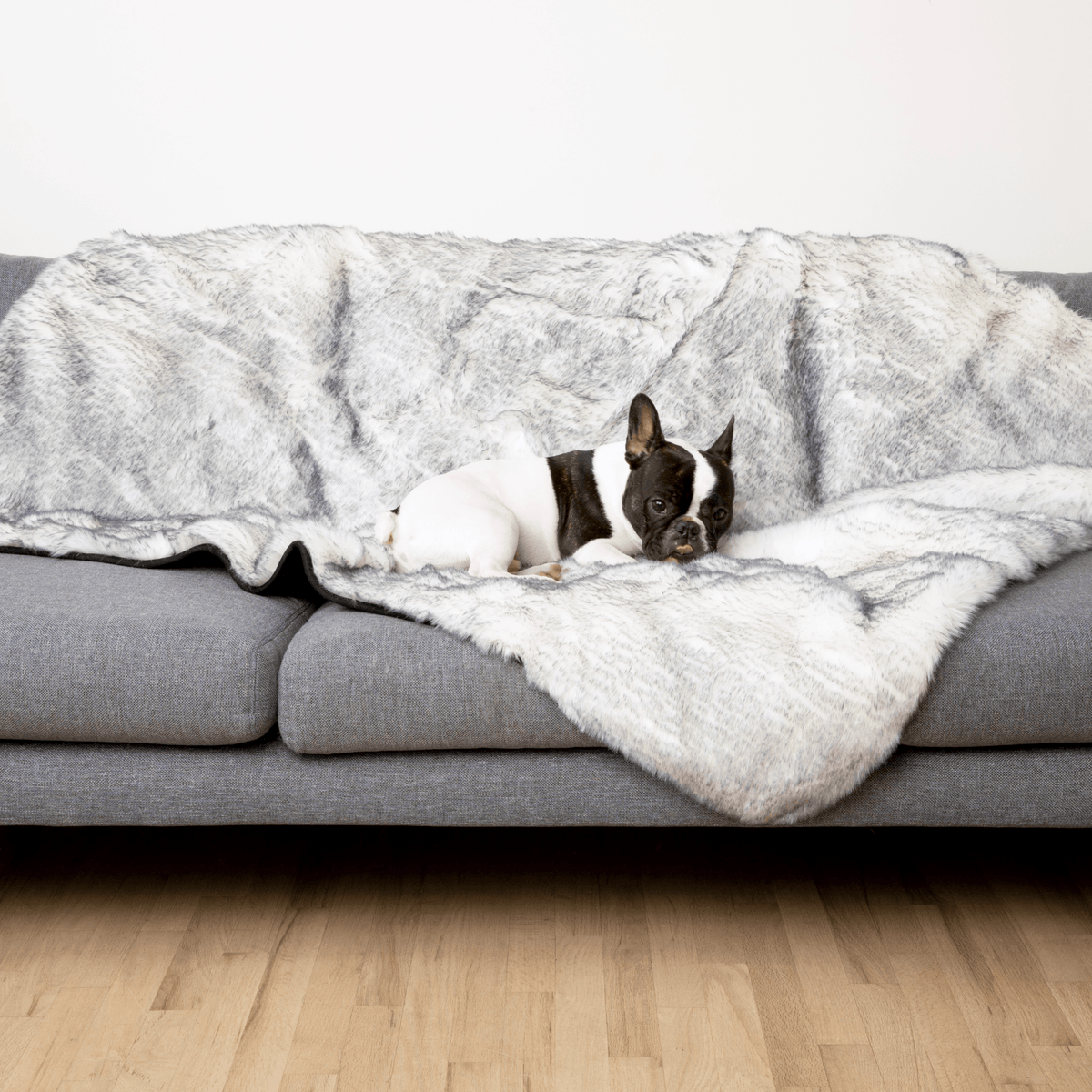 PupProtector™ Luxe Waterproof Faux Fur Blanket | Ultra Plush Arctic Fox
