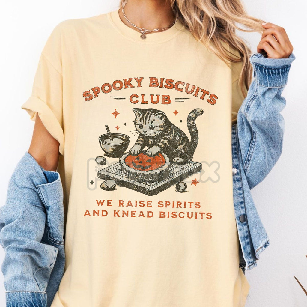 Spooky Biscuits Club — Vintage Halloween Cat T-Shirt