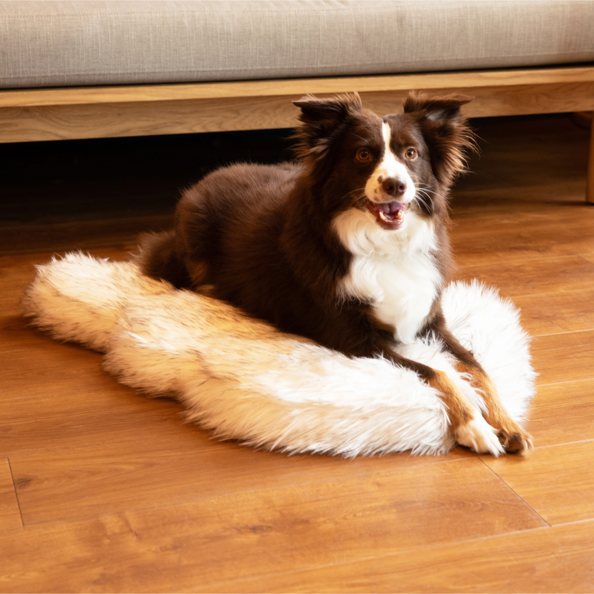 PupRug® Faux Fur Orthopedic Dog Bed | Curve White with Brown Accents