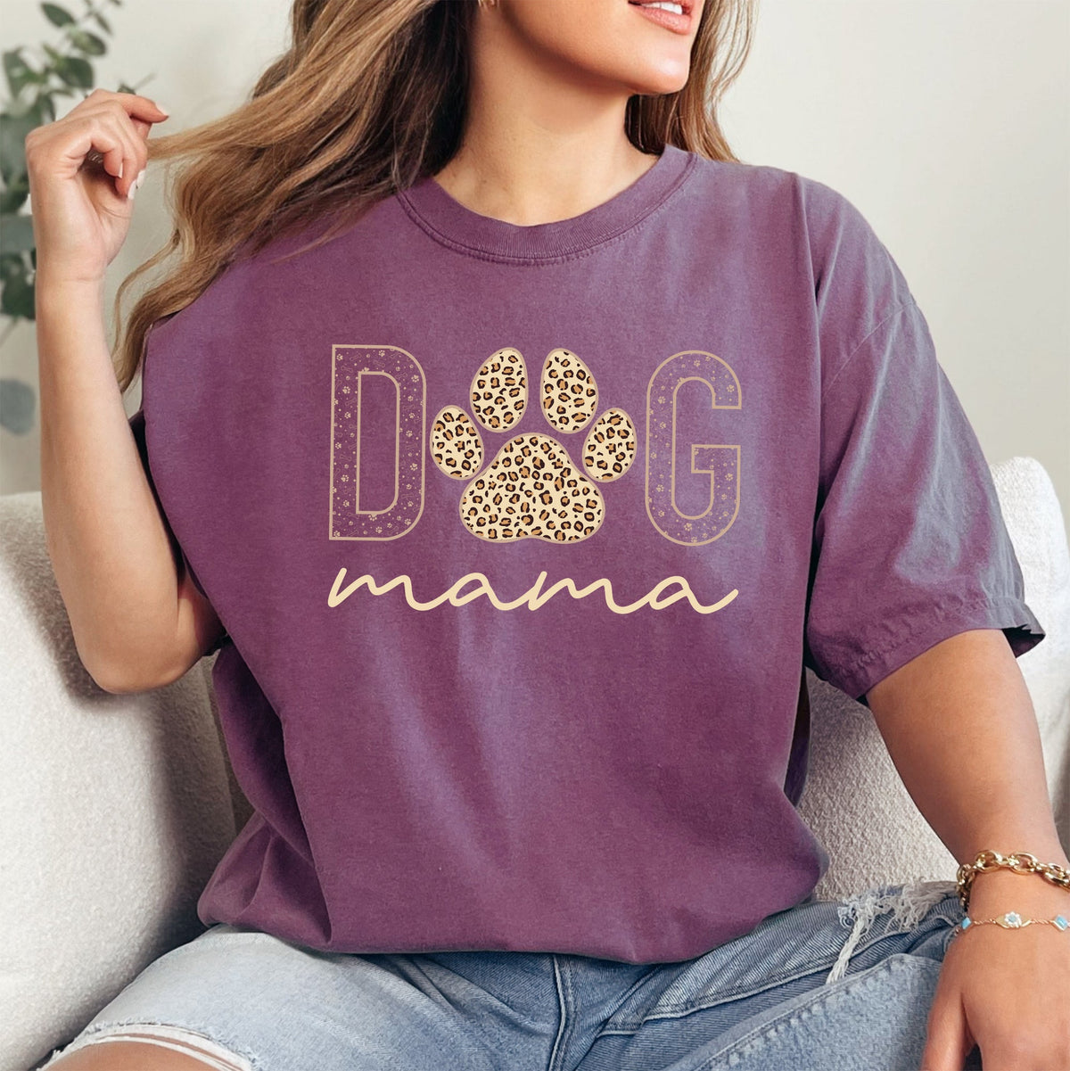 Dog Mama Graphic Tee