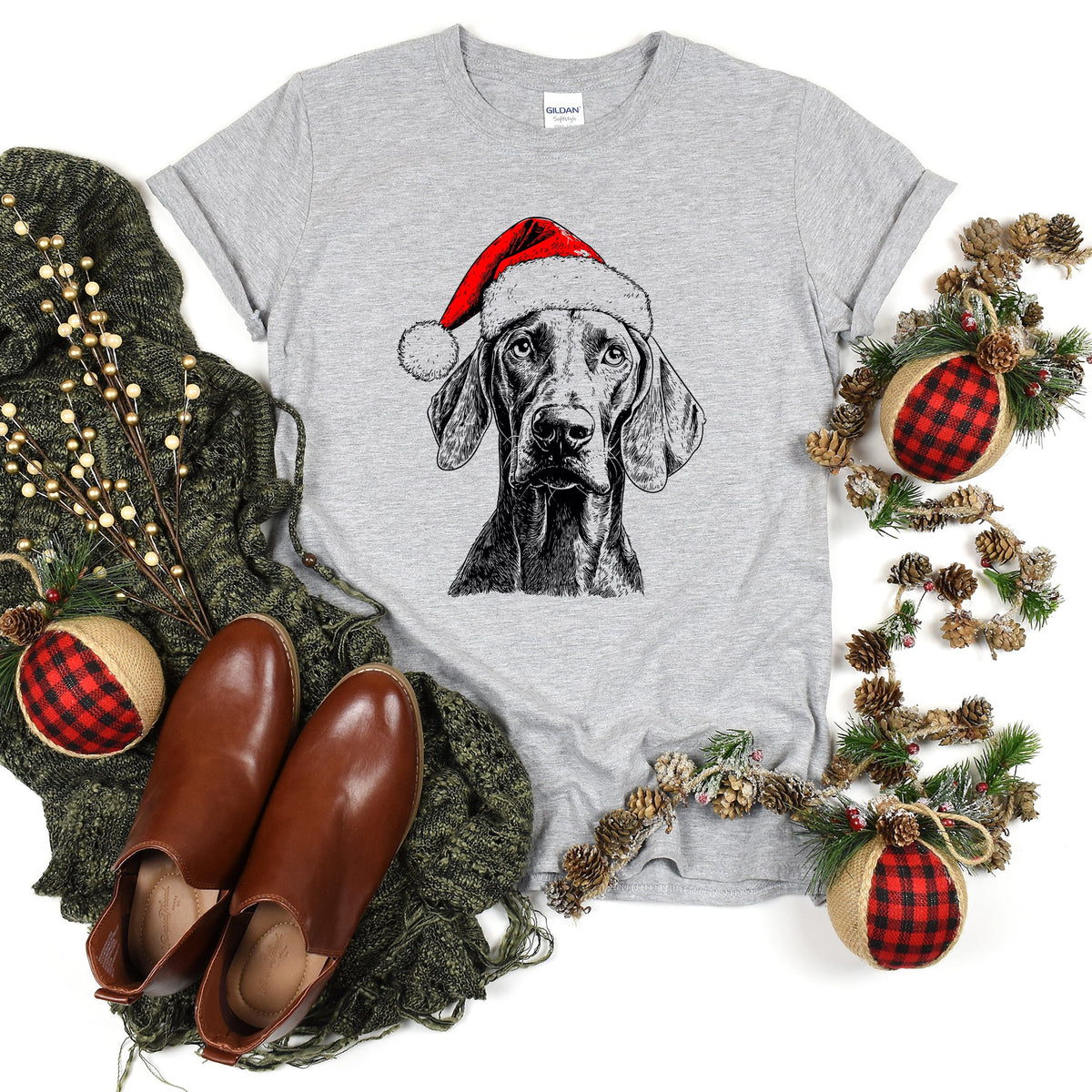 Weimaraner Santa Christmas Tee