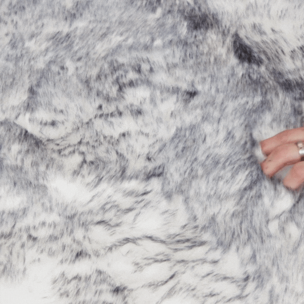 PupProtector™ Luxe Waterproof Faux Fur Blanket | Ultra Plush Arctic Fox