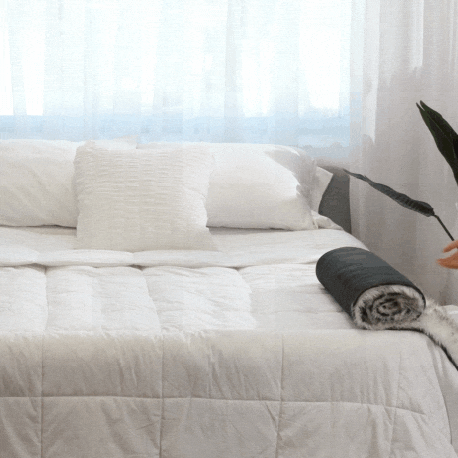 PupProtector™ Faux Fur Waterproof Bed Runner – White with Brown Accents