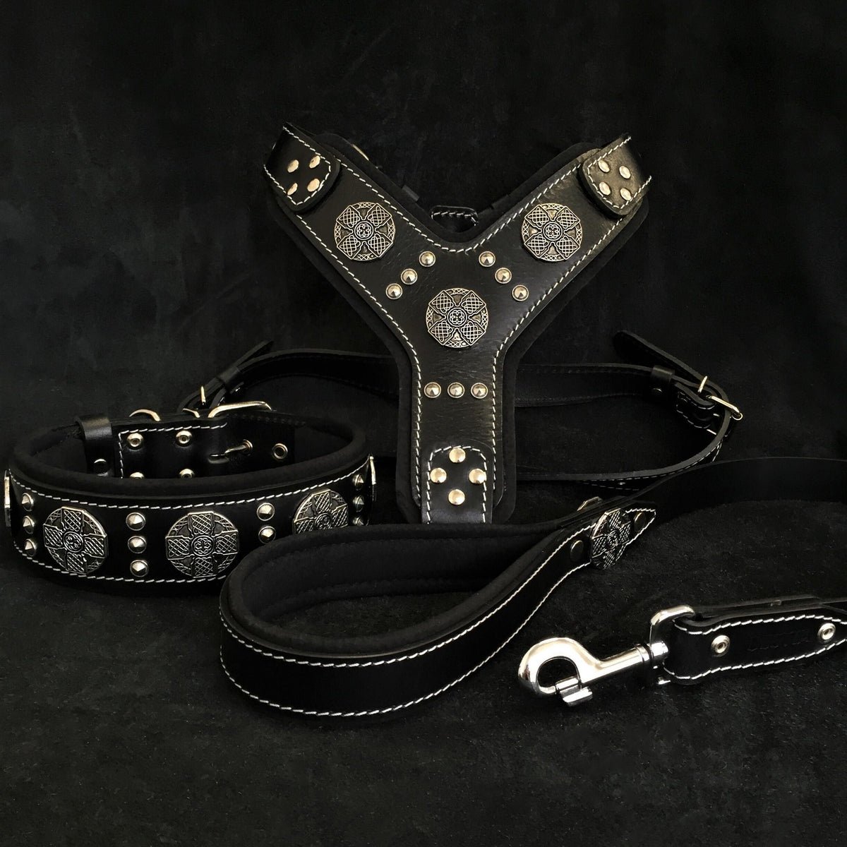 The Maximus Silver Set